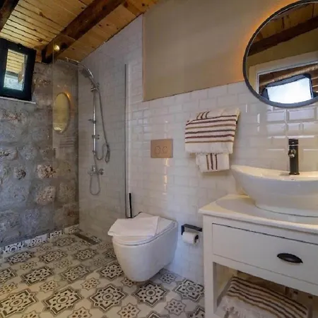 Private Pool With Garden For 2 People In Fethiye, Faralya - Awz 228 페티예
